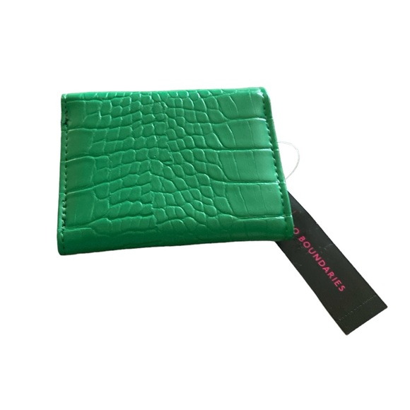 No Boundaries Croc-Style Faux-Leather Wallet - Picture 3 of 7